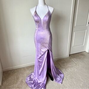 STELLA COUTURE Lace Up Back Rhinestone Embellished Plunge Prom Gown—SZ. 6